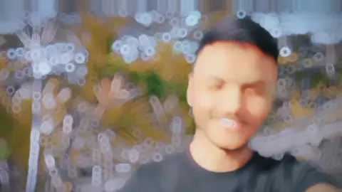 কিন্তু তোমাকে দেখি না💔🙃 #ownvoice #foryou #foryoupage #viralvideo #newtrending #viral #trending #tiktokbd #tiktok #anik_mridha #fyp @👻☪︎৹৹umme nur৹৹☪︎👻 @vᴏɪꮯᴇ ᴏғ Ꭱꫝɴɪ ᥫ᭡ @TikTok 