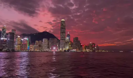 Sunset at Victoria Harbour, Hong Kong.  #fyp #aesthetic #skyline #sunset #hongkong #香港 #china #nightcity #中国 