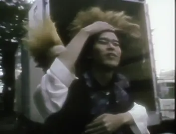 Atsushi and Hide having fun during filming their mv <33 #atsushisakurai#atsushisakuraiedit#atsushisakurai80s#bucktick#bucktickatsushisakurai#bucktickセレナーデ愛しのアンブレラ#bucktickatsushi#japanesemusic#visualkeiband#visualkeitiktok#bucktickdress#80smusic#80scrush#boycrushes#longhairmen#longhairguys#jrock#hidehikohoshino 
