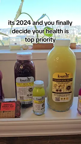 FOOD IS MEDICINE  @kreationjuice #newyearsresolution 