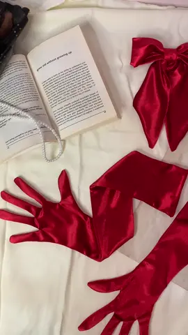 Do you dare to wear a full Red outfit 😍✨ ?? #هاندمايد #خياطة_طلبية #اكسسوارات_شعر #scrunchies #ladymarouaboutique #sewing #noeudenvelour #gift #sewingproject #قفازات_فساتين #velvetgloves   