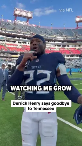 The King 👑 #nfl #DerrickHenry #titans 