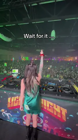Nothint beats watching yall during my sets ✨😫🥹 #fy #edm #dubstep #rave 