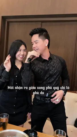 Có vẻ các bạn trẻ hợp với remix hơn thì phải!😍 #laphonglam #vongquaythoigian #acventertainment #tiktokgiaitri #thanhthoiluottet #nhachaymoingay #acvmusic #bhmedia #lpl 