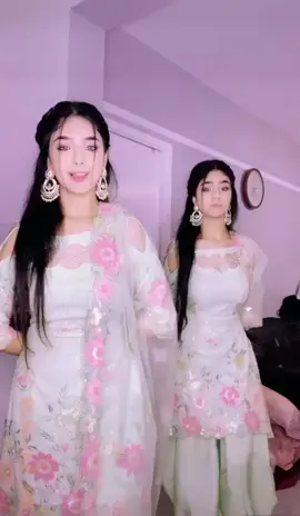 Leja Leja🫶🤍#teamvleenam #mirrortwins #twins #twin #trending #trend #dance #jamaljamaloogirls #jamaljamaloo #jamalkudu #animal #bobbydeol #movie #grateful #bolechudiyan #lejaleja #bollywood #q 