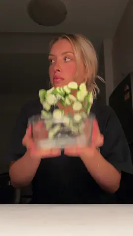 It’s currently 11:33pm, the hubby and kids are asleep and I’m craving a spicy cucumber salad #midnightcravings #cooking #familyssleeping 