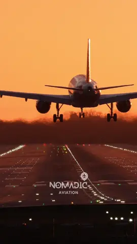 Dreamy Landings! Aviation meets Sunrise #aviation #easyjet #airbus 