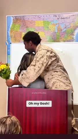 Soldier son surprises loving mother while she’s teaching ❤️ #mom #veterans #teacher #school #positivity #inspiration #reels #fyp 