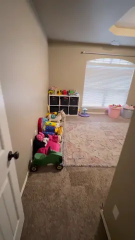 If you catch me checking the camera 200 times its because I’m paranoid that my phone will stop recording and not notice jf 