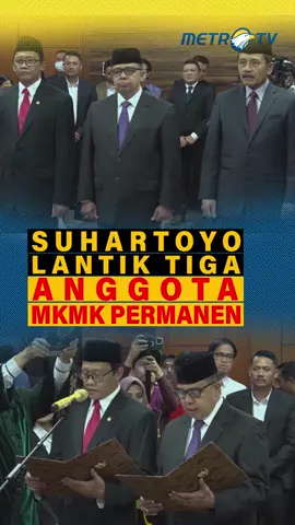 Ketua MK Suhartoyo melantik 3 anggota Majelis Kehormatan MK (MKMK) permanen, Senin (8/11).  #suhartoyo #ketuamk #majeliskehormatanmk #bentukmkmkpermanen #majeliskehormatanmkpermanen