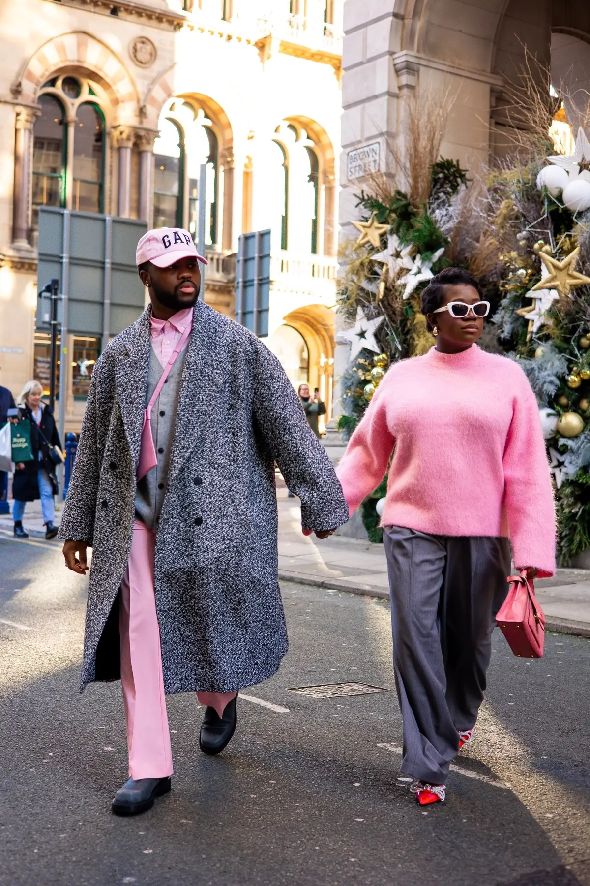 Picture perfect | Pink and grey combo 🌸🐭