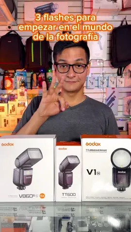 📸3 Flashes para empezar en el mundo de la fotografía😉🔝 ✅Marca:Godox ✅Tipo: Speedlight/Flash de mano ✅Flashes/productos: TT600, V860 y V1 #fotografia #flash #speedlight #flashdemano #tt600 #v860 #v1 #recomendaciones #principiante #fotografo #guiafotografo #godox #godoxflash