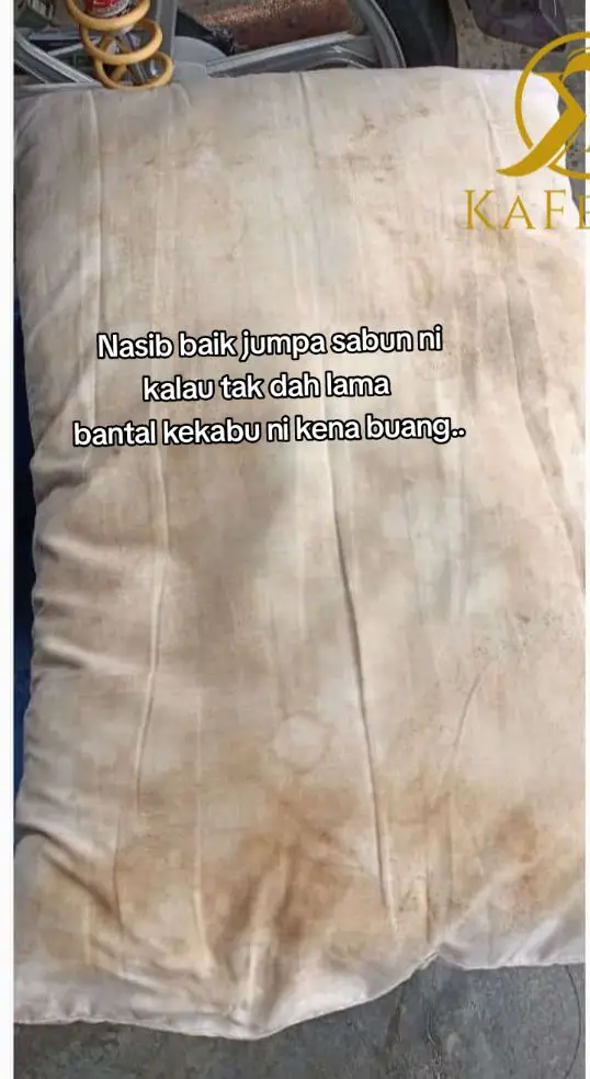 Sabun ni memang betul betul berkesan weh, bukan viral saje saje tau. Kalau macam ni lah gayanya, memang auto semua nampak baru..jimat duit tak payah beli lain 🤭 #sabunbadang #sabunbadangmakeoverfabric #fyp 