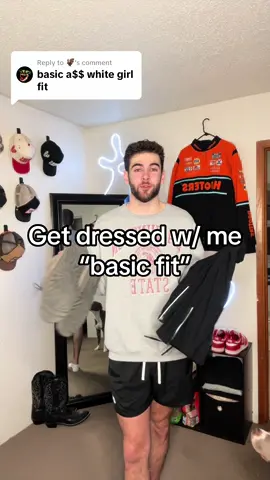 Replying to @🦇 still gonna wear lululemon and uggs #fypシ 