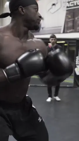 Sparring with Tarzan part. 2 ! 🥊 #bodybuilding #Fitness #sparring #fight #mrolympia 