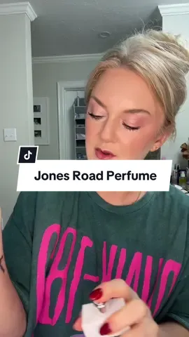 Jones Road perfume! A fresh out of the shower scent with orange blossom, neroli and sea spray. #jonesroad #jonesroadbeauty #fragrance #fragrancetok #perfume #perfumes #perfumetiktok #fragrancetiktok #freshscents 