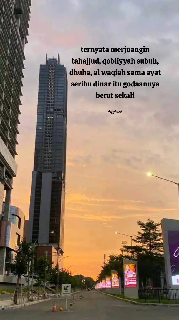 #fypシ Ya Allah.. jangan Engkau beri aku halangan untuk terus beribadah 