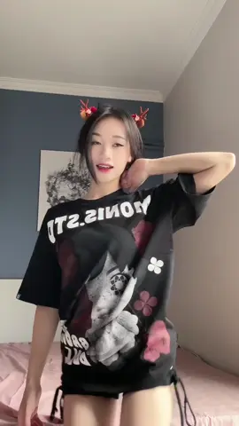 khoe áo mới chuttt🤣 #hoanglananh 