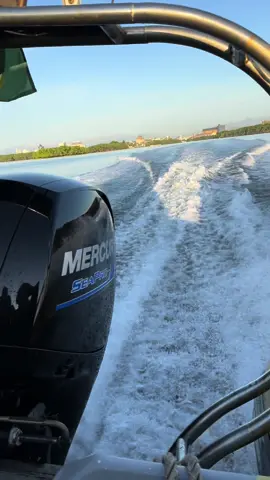 Bora trabalhar!! Bom dia #mar #ocean #dive #mergulho #navegar #buceo #sweel 