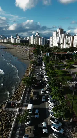 Ponta da praia em Santos. Baixada santista vista por outro ângulo. Imagens capturada por drone. #drone #lazer #santos #praia #ferias #aquario #feriado #viagem 