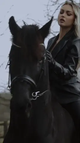 You can find me and my dark horse 🖤 #darkhorse #horse #darkaesthetic 