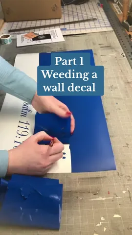 Part 1 weeding a wall decal in blue 💙  #smallbusinessstuff #vinylstickermaker #shopsmalllove #walldecalstickers #scripturedecor #makingorderswithlove #walldecal #jwgifts #weedingvinyl 