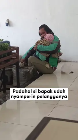 Sering di cancel, ayah ojol ini gak bisa bawa anaknya berobat😭 bantu lewat link di bio yuk!