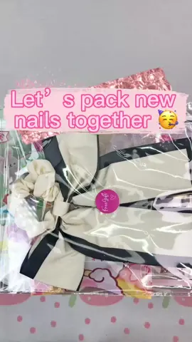 Today let's pack pretty new nails together for Milan 🤩#bellerosenails #pressons #pressonnails #pressonnail #prettynails #newarrivals #newarrival #asmrpackaging #asmrpackingorder #asmrpackingorders #asmrpacking