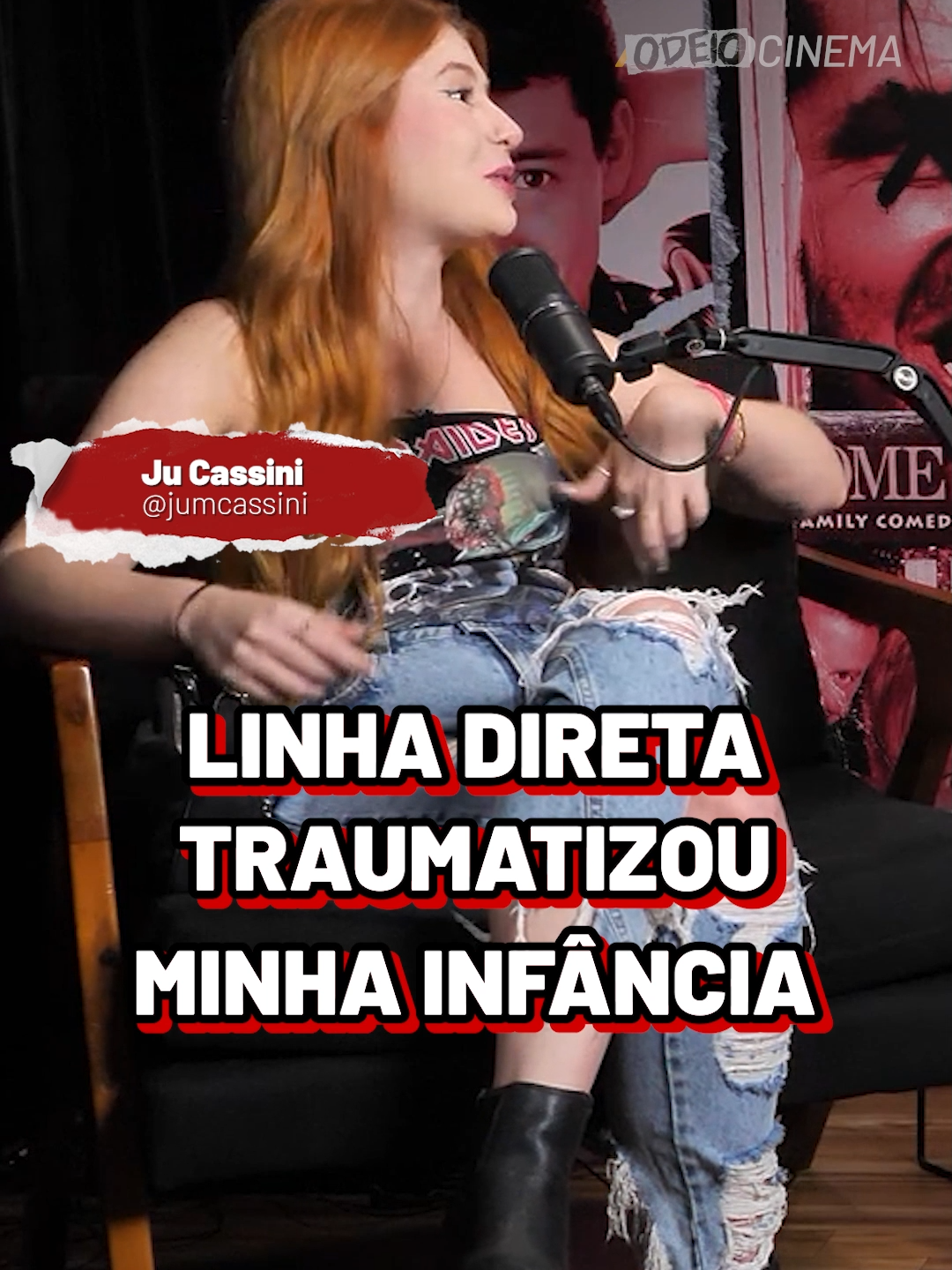 Quem aí lembra do #LinhaDireta? No novo episódio do #OdeioCinema a @amandabrandao e os convidados, @jumcassini e @leobiteco_, confessaram que achavam o programa assustador! Eles conversaram muito sobre essa e outras produções de #TrueCrime que eles adoram. #PlayNoPodcast#Tiktokmefezassistir#AdoroCinema