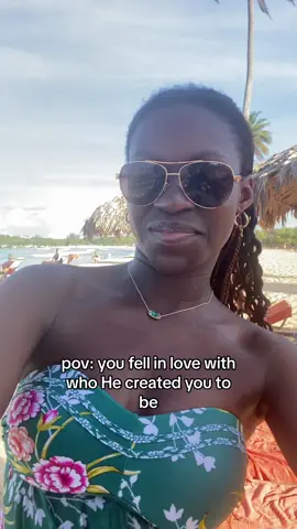 legit loving urself is the best feeling ✨ SUPER EXCITING ANNOUNCEMENT COMING TOMORROW!! #fyp #viral #thatgirl #studentdoctor #medschoolmotivation #blackgirl #blackgirlinstem #womaninstem #uni #university #college #collegelife #StudyTips #studytip #finalsweek #examprep #examtips #journeytomedicine 