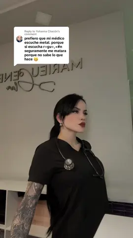 Replying to @Yohanna Chacón cuantos aman el metal aca 🤘🏻🥹🖤 #numetal #doctorsoftiktok #systemofadown #metal #rockgirl #scrublife #sugarsystemofadown 