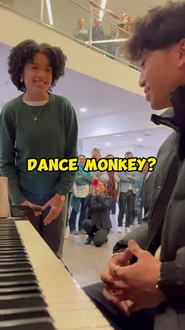 Wait for it… 😱 I was playing in the university when suddenly a Saxophonist @Rayan Sax joins me 🎷 Everyone was shocked !! It was amazing ✨ #piano #pianocover #dancemonkey #saxophonist #prank #publicreaction 