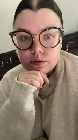 Excuse how i look and sound please😂 i wanna start dojng these little facetime chit chat videos. I thibk they would be so cute and more personable💖 #facetimechitchat #SelfCare #selfcaretiktok #takecareofyourself #contentcreatorstruggles 
