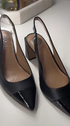 Obsessed with these @Vince Camuto pumps! #pointytoeheels #slingbackheels #blackheels #vincecamuto 