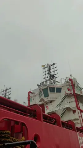 Mentahan #hujan #mentahan #shipyard #galangankapal #kuli #mentahanvideo #liriklagu 