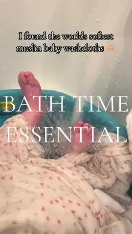 These are so soft and gentle on her skin 🥰 • • • #newbornbathtime #newborn #newbornmusthaves #cutebaby #momtok #firsttimeparents #musthavebabyproducts #bathtimeroutine #bathtimehacks #swaddledbaby 