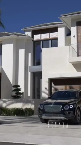 Your dream home in south florida 🔥 By @senadaadzem 🌴✨South Florida vibes: Resort-style living, endless luxury. 📹 @become_legendary  #Home #senadateam  #Lifestyle #luxurvlifestvle #luxurvliving #realestate #southflorida #florida #milliondollarliving #foryou #fyp #luxury #florida  #dreamhome #dreamlife  #newhome #modern #housetours #housetour #hometour 