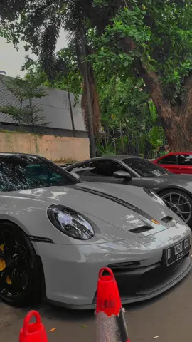 mobil impian nya si daraa. #porsche #jakartacars #mobilsport #jakarta 