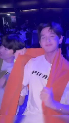 Suka banget kalo si topten ama pop udah godain abangnya 😂😂🤣 #michaelkvs #popptr #topten #pitbabetheseries #michaeltopten 