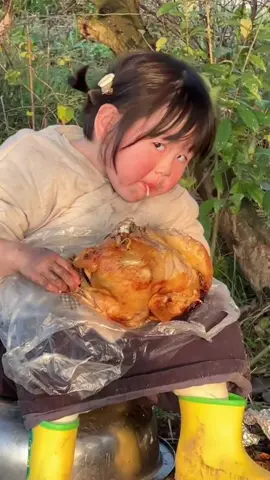 13/01/2024 Yao Tổng làm bếp nướng #yaoyao #cutebaby #baby #cute #yangyiyao #cutebabyvideos 