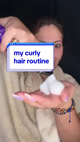 Less is more with my curly hair tbh 😂 quite simple bc I didn’t do any color maintenance today but next wash I will! 👩‍🦱👩🏼‍🦰🫧🚿🧴 #CapCut #curlyhairroutine #washdayroutine #curlyhair #grwm #olaplex #dysonblowdryer #auburncurls #cherrycolahair 