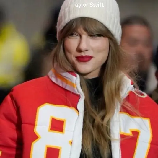 Taylor Swift is ready for the game ✨ . . . #traviskelce #tayvis #TaylorSwift #swifttok #kcchiefs 