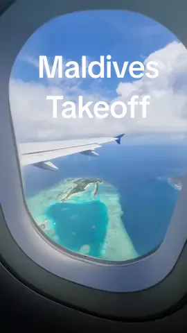 Take off from Velana International Airport, Maldives with beautiful views of the Ocean and Atolls 💦  #maldives #takeoff #plane #airplane #airasia #takingoff #ocean #atolls #เดินทาง #เครื่องบิน #เทรนด์วันนี้ #เที่ยว #เที่ยวต่างประเทศ #ต่างประเทศ #travel #airport #flight #beautifulview 
