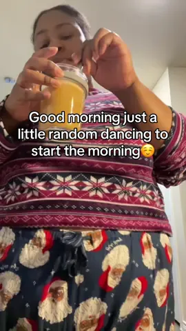 Dancing is so healing and freeing. Always helps my mood in the morning ❤️ #mamalifebelike #dayinmylife #mommy #randomthings #randomthoughts #randomdancing #randomdancevideo #morningvibes #trendiing 