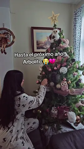 Adiós árbol de Navidad 😭 #parati #arboldenavidad #adiosnavidad