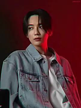 He is so handsome #jeonghan #seventeen #fyp #kpop #fashion #iconic 