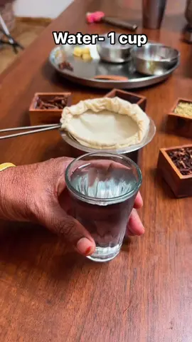 Masala DUM Tea ☕ 🤌❣️ Ingredients used are-1 cup water in a glass Cover it with a Clean white cloth Tea- 3 Tbsp Sugar- 3 Tbsp (Depends on your taste) Ginger- 6-7 pieces Cloves- 6-7 pieces Elaichi- 5-6 pcs Cinnamon - 2 sticks Now, pour 2 cups water in any deep pan. We have used a cooker here. Let it boil for 5-6 mins. Now, add this prepared Tea mixture in milk. Bring a boil and it's ready! #malaysia #malaysiatiktok #masakdirumah #masakansimple #masak  #teatime #tealovers #chailovers #tea #masalatea #tealover #teatime #tearecipes #tamilrecipes  #food #Foodie #food #recipes #recipevideo #Recipe #EasyRecipes #quickrecipes #uniquerecipe #instagood  #ammasamayal