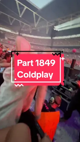 When your favorite Coldplay song comes on 📸 #coldplayparadise #coldplaylive #coldplayelephant #coldplay2024 #coldplaymanila #coldplayphilippines #coldplaywembley #coldplayconcert 