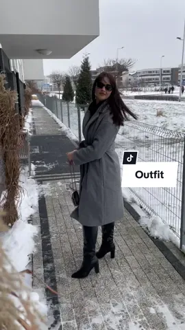 Fav ootd 🫶🏼 #outfit #stylizacja #fashion #sinsay #pinko #zima #winterlook #plaszcz 