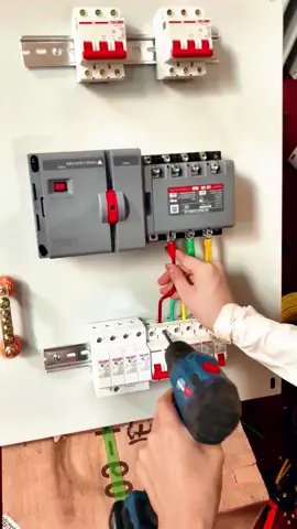 The whole process of distribution box ##dmoversea #nydx1 #distributionbox #electrician #factory #unzip #nydxtiktok #professional #hardwork #fyp ##tools #eletricista 